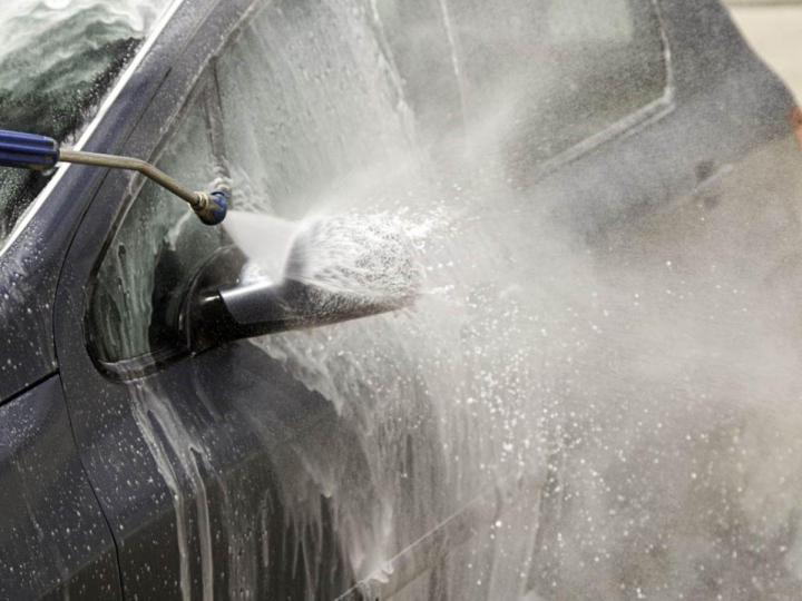 Produits de nettoyage pour garage automobile dans la Saône-et-Loire